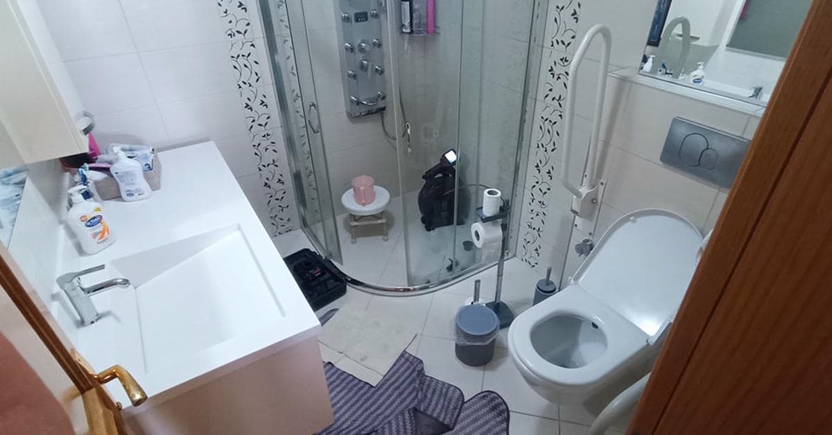 Lavabo ve tuvalet gider hattı açma çalışması