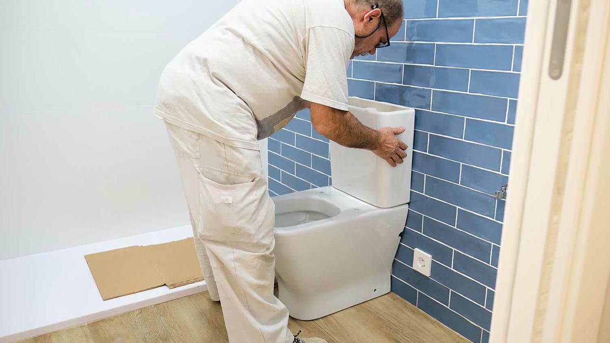 Tuvalet rezervuar bakım çalışması